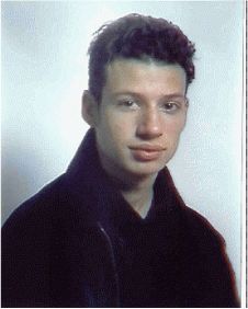 xunil.jpg (11258 byte)